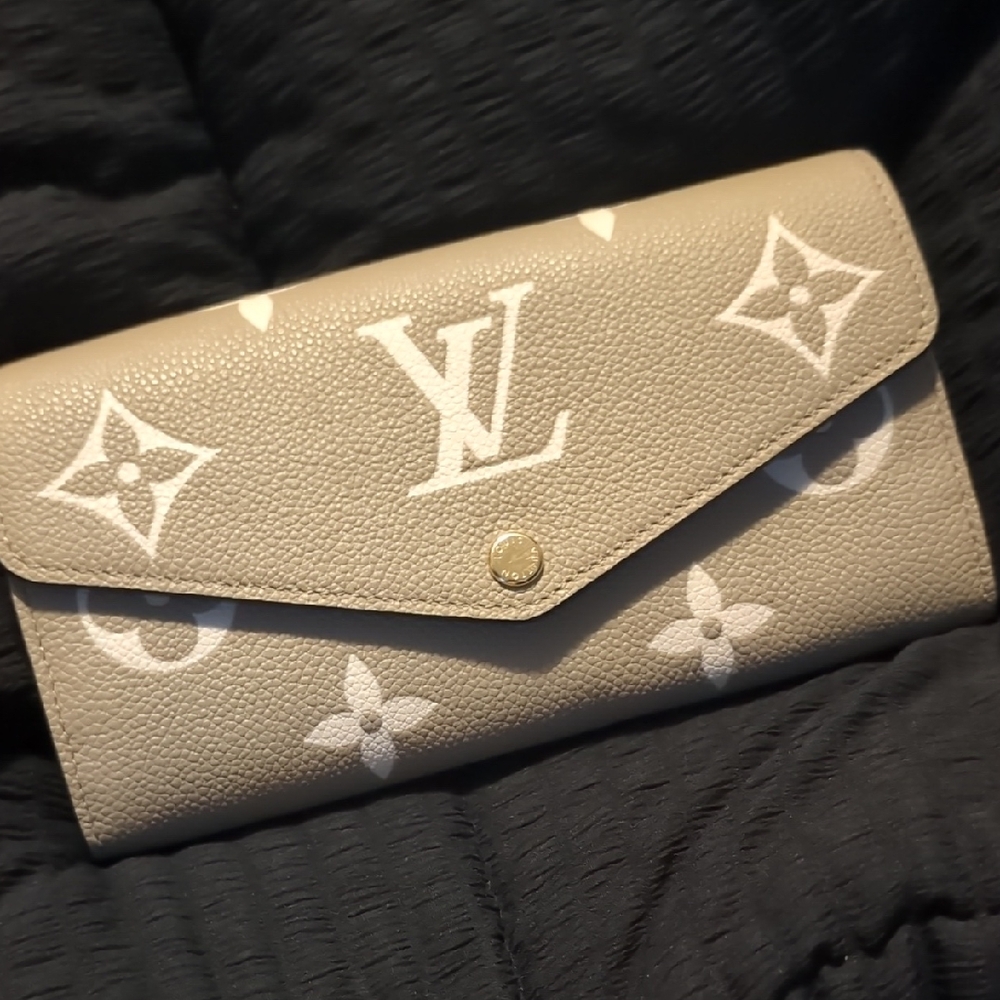 Louis Vuitton Cream and Tan Monogram Wallet